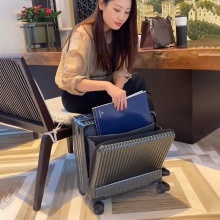 SA8012瑞士军刀24寸旅行箱